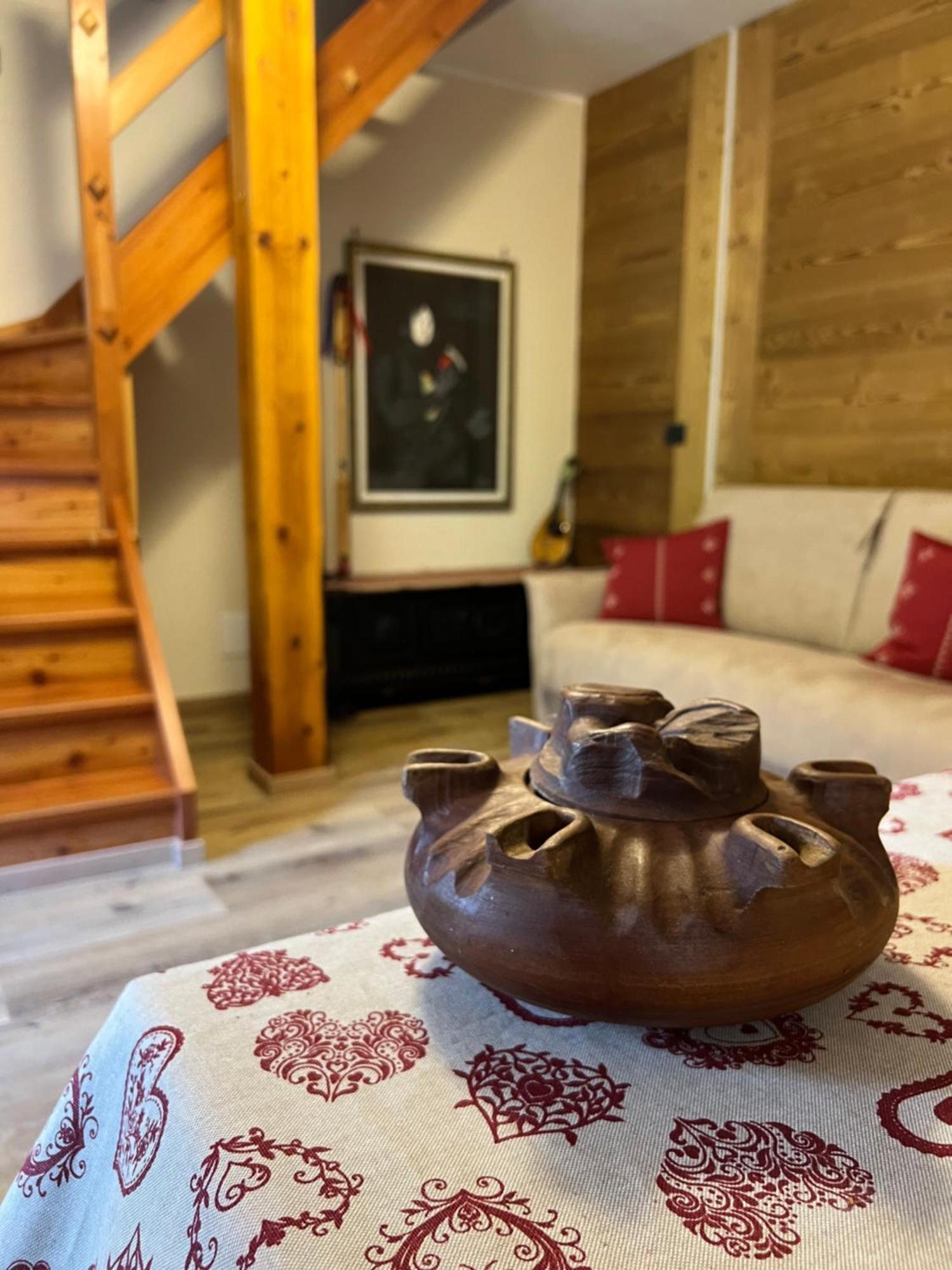 Maison Marcoz - Appartamenti Vacanze Etroubles Dış mekan fotoğraf